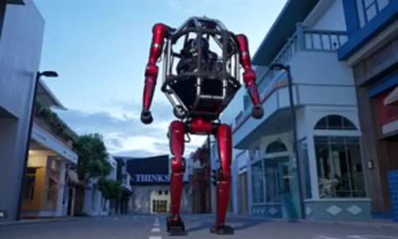 Chinese Firm Unveils World's First Manned Transformable Mecha Robot