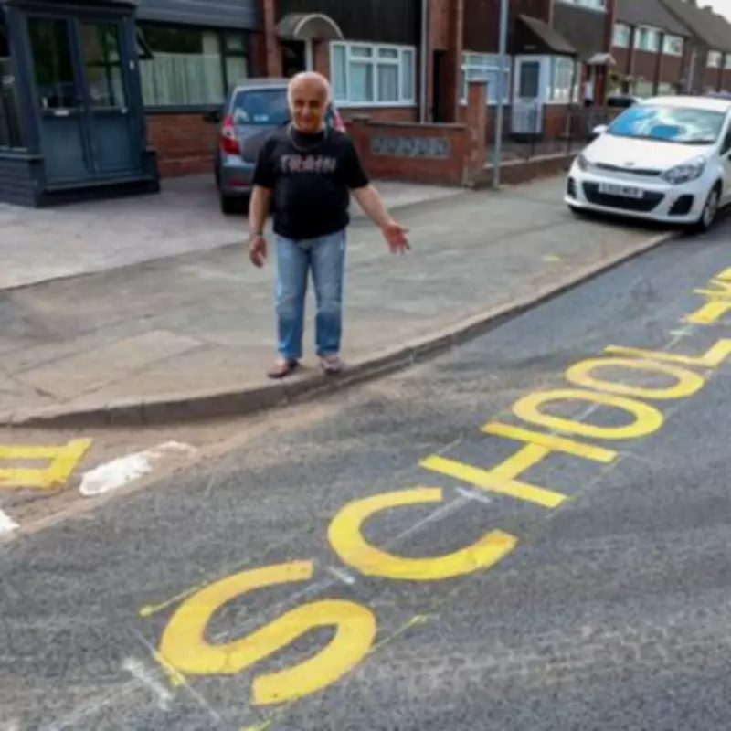 Council Paints School Zone Lines on Street Where School Closed 15 Years Ago