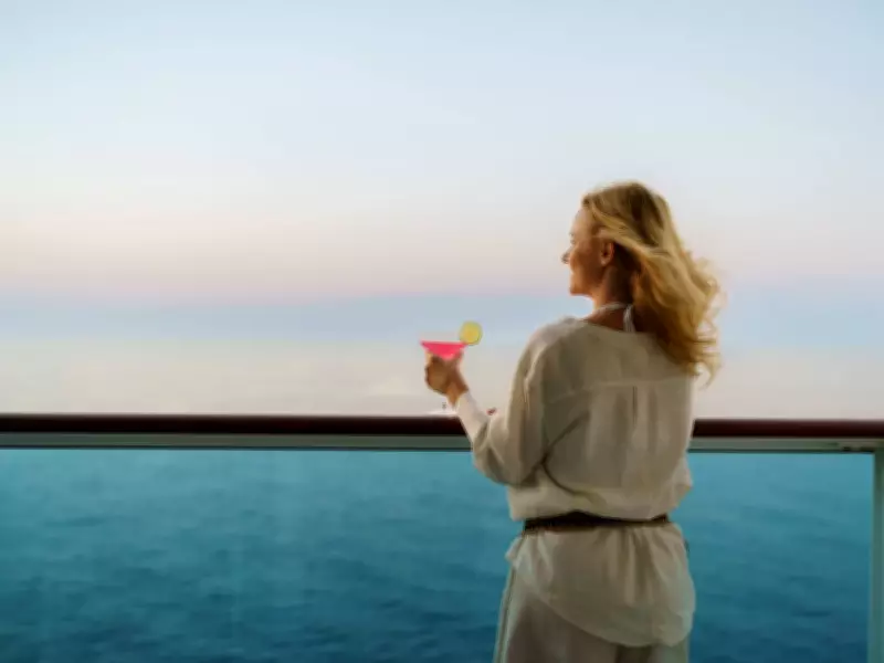 Cruise Formal Night Dress Code Often Ignored by Some Guests