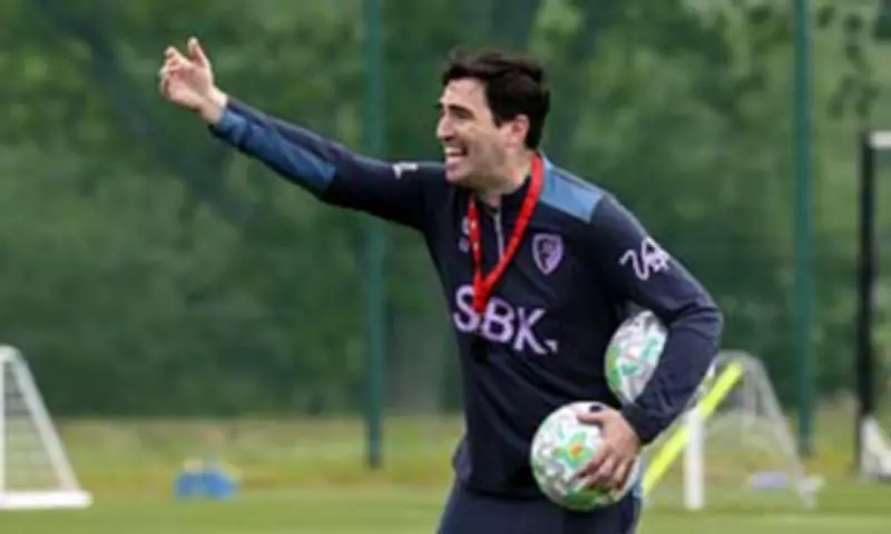 Crystal Palace hopeful Andoni Iraola accepts next manager role
