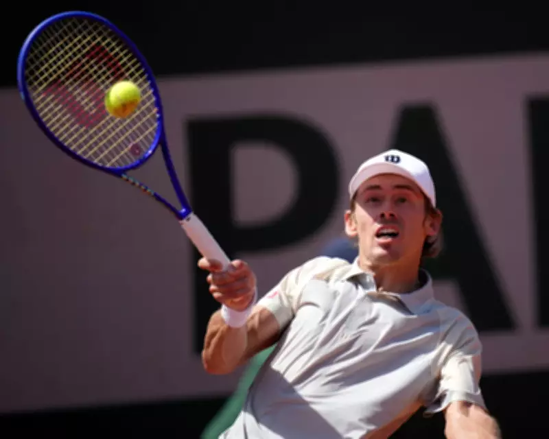 De Minaur Cruises Through French Opener as Kasatkina Bounces Back