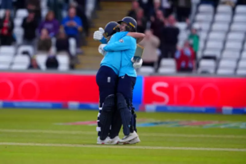 Dean and Corteen-Coleman Lead England to Thrilling ODI Win Over New Zealand