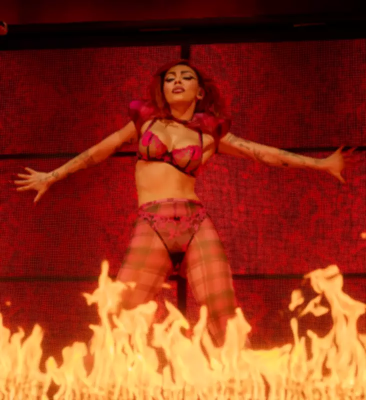 Doja Cat Review: Pop Superstar or True Freak? She Plays the Tension to Perfection