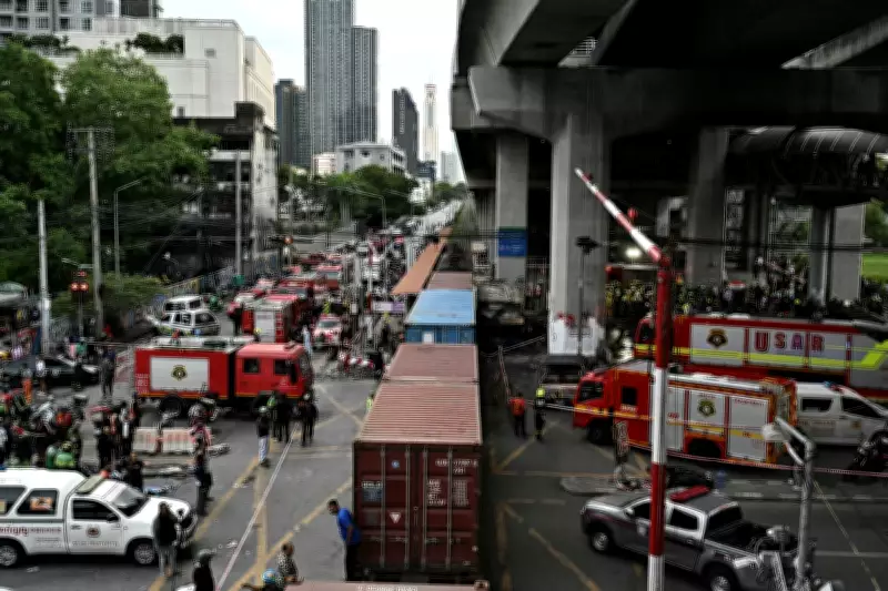 Eight Dead in Bangkok Train-Bus Collision at Rail Crossing