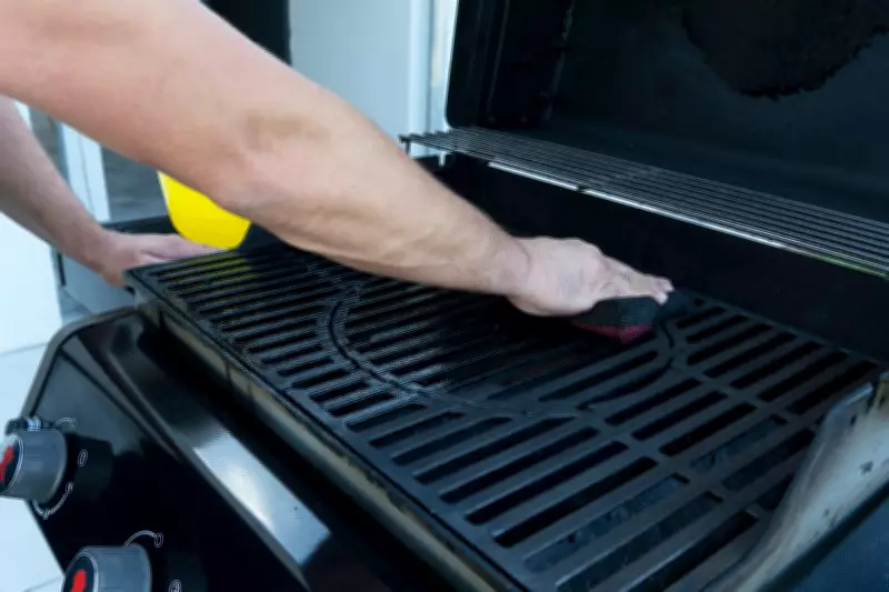 Expert Tips on How to Clean Your BBQ for Perfect Grilling Season