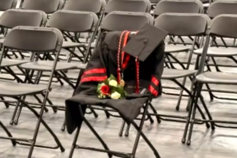 Florida Teen Dies in Crash En Route to Graduation Practice