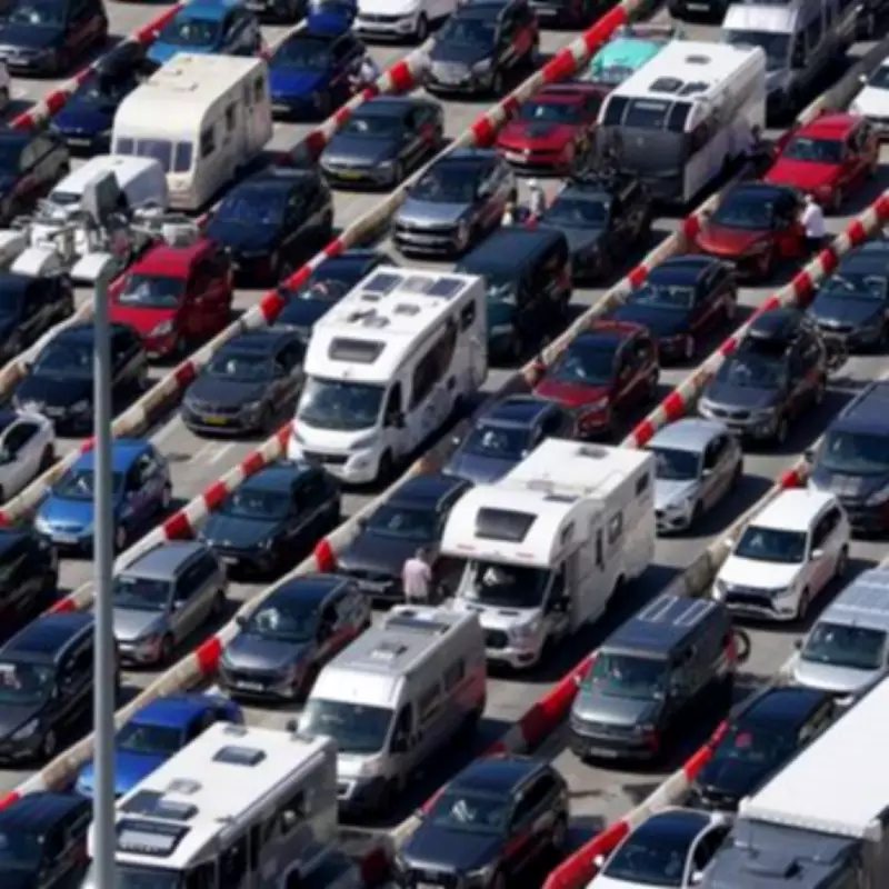 France Suspends EU Border Checks as Dover Queues Hit 4 Hours in Heatwave