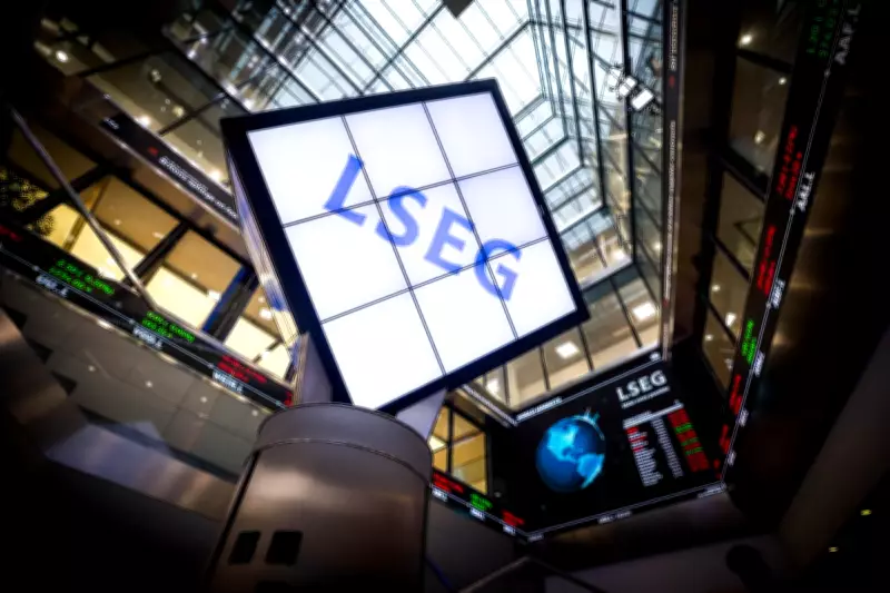 FTSE 100 Falls 0.8% as US-Iran Strikes Test Peace Hopes