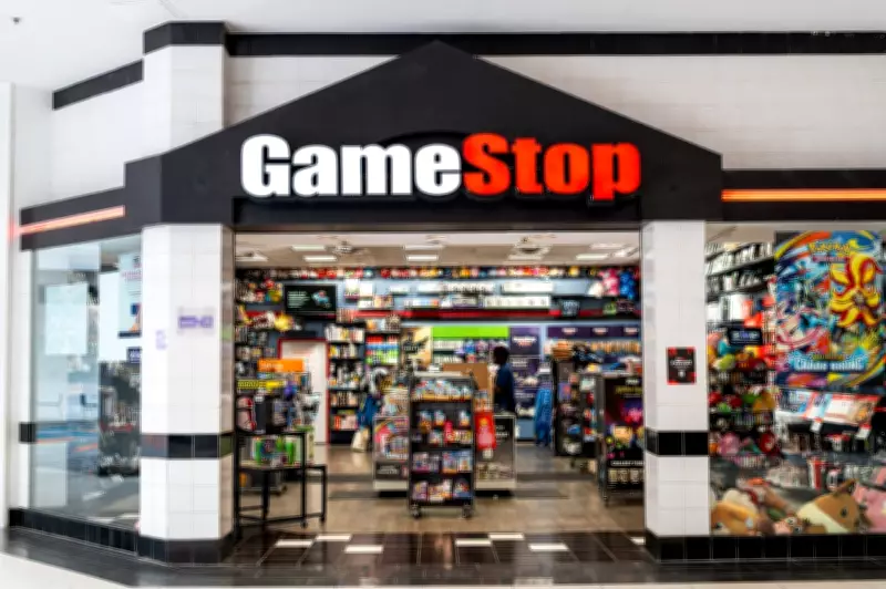 GameStop CEO Sells Socks on eBay to Fund $55.5bn eBay Bid