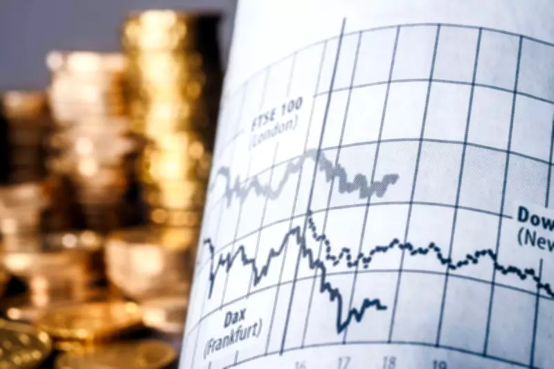 Gilts and Pound Sell Off as Labour Leadership Race Rattles Markets