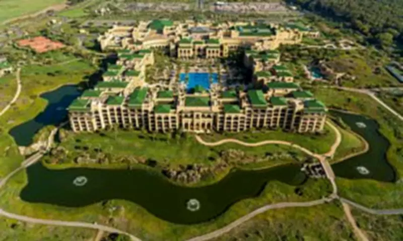 Golf Widow Finds Bliss at Moroccan Resort with Spa and Kobido Facial