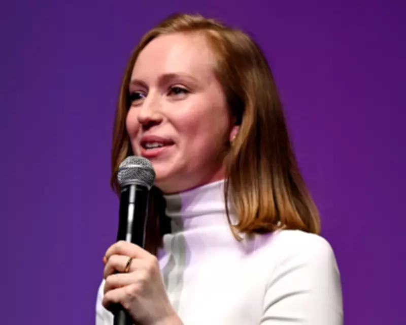 Hannah Einbinder: Cost of Not Speaking on Palestine Exceeds Career Loss