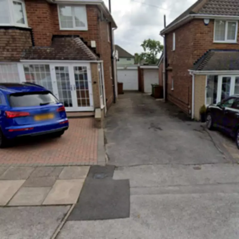 Homeowner Warned Not to Sell Shared Driveway for £5,000