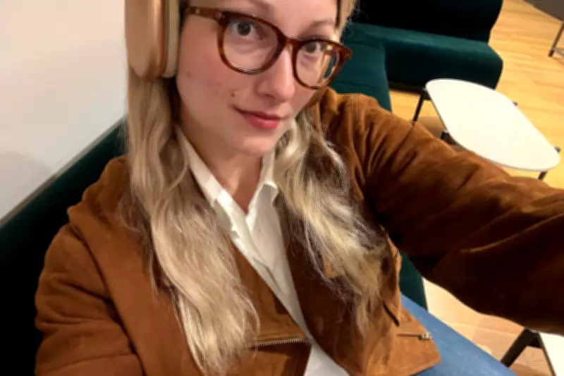 I Tried Not Speaking for 24 Hours: Here's What I Felt and Experts Say
