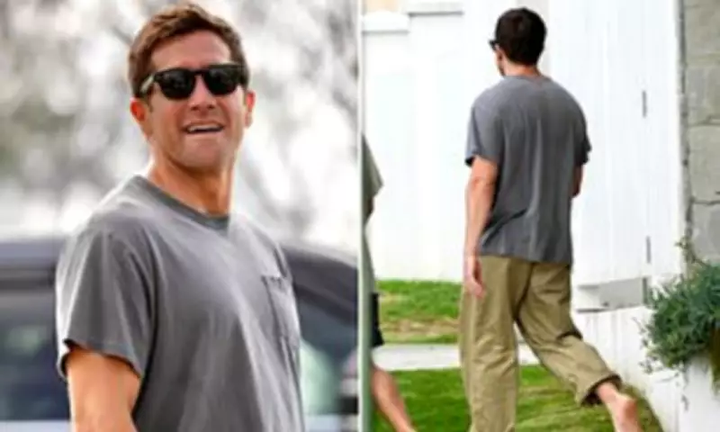 Jake Gyllenhaal Embraces Aussie Culture by Going Barefoot on Gold Coast Set