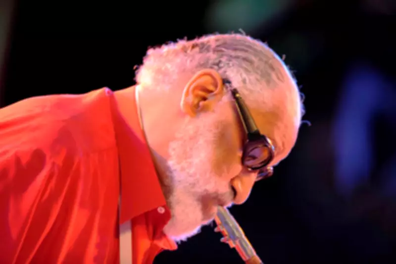 Jazz Legend Sonny Rollins Dies at 95: Saxophone Colossus and Bebop Icon