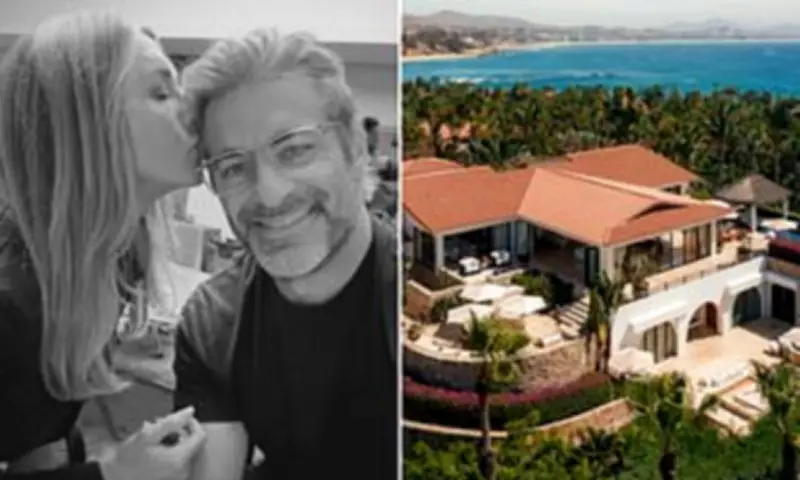 Jennifer Aniston Kisses Boyfriend Jim Curtis in New Photo, Plans Cabo Anniversary