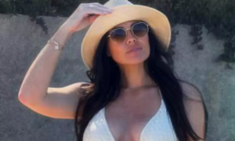 Jess Wright Posts Bikini Photos After Thong Swimsuit Controversy