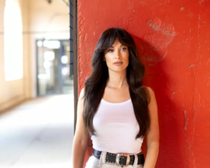 Kacey Musgraves: Middle of Nowhere Review – Weary, Rootsy, Wry, Her Richest Album Since Golden Hour