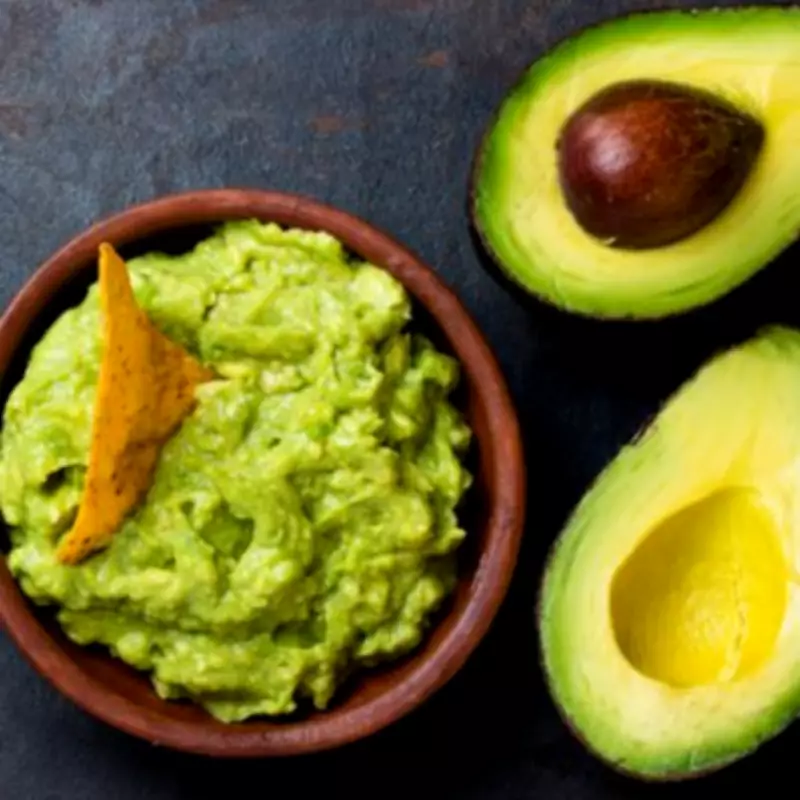 Keep Avocado Fresh Longer: Simple Stone Hack Prevents Browning