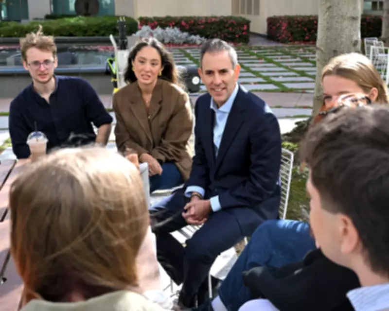 Labor Budget Benefits Young and Poor, Neglects Middle-Aged Voters