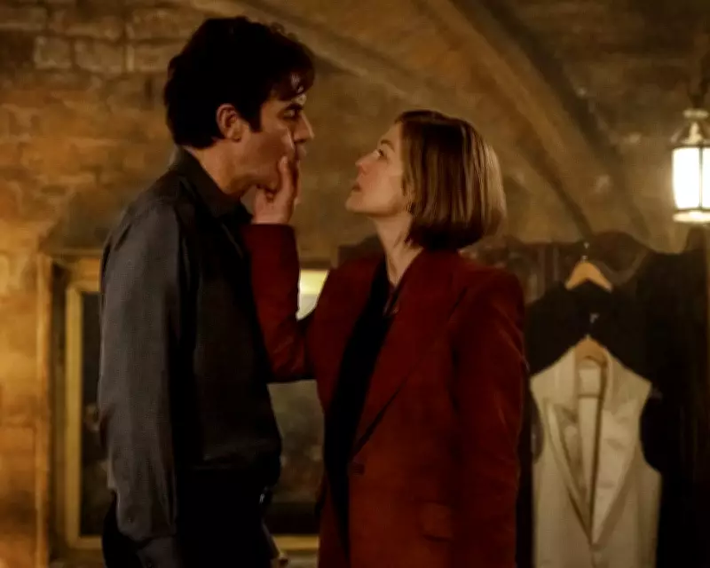 Ladies First Review: Sacha Baron Cohen and Rosamund Pike in Dated Netflix Comedy