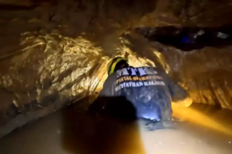 Laos Cave Rescue: Narrow Passages and Oxygen Needs Hamper Extraction