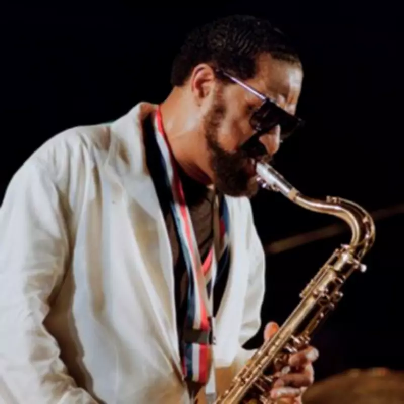 Legendary Jazz Saxophonist Sonny Rollins Dies at Age 95