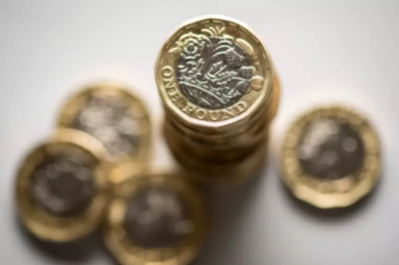 Less than half of UK adults feel confident about investing, survey finds