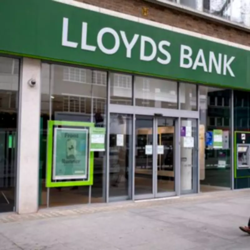 Lloyds Bank: Households Could Gain Extra £3,500 via Digital Tools