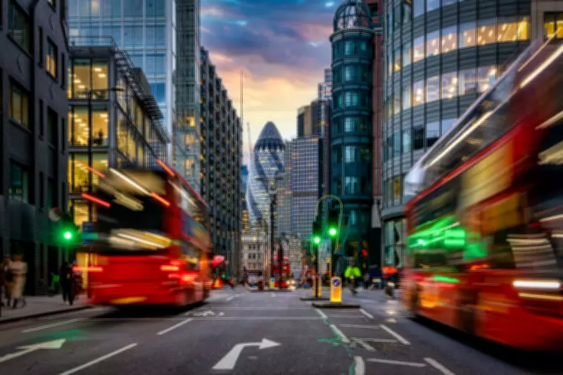 London Bus Fares Capped for Unlimited Weekend Travel This Summer