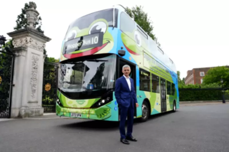 London's Weekend Hopper: Unlimited Bus & Tram Travel for £1.75