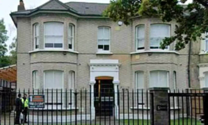 Man Charged with Antisemitic Assault Outside North London Synagogue