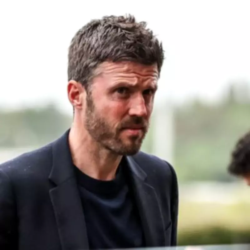 Man Utd risk losing Carrick to rivals if deal delayed, warns Stam