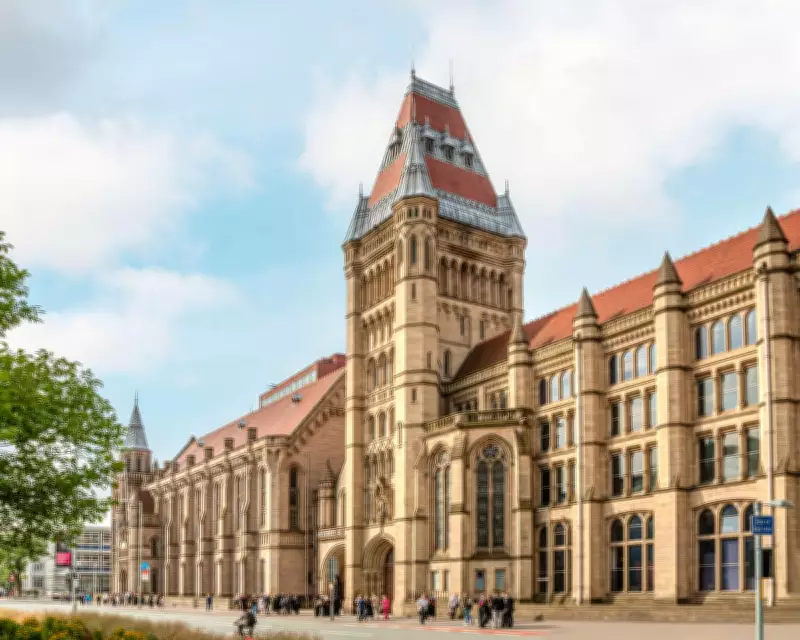 Manchester Uni to Offer Work Placements to All Undergraduates