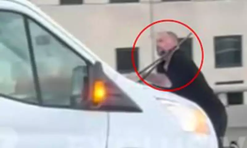 Melbourne Road Rage: Driver Jumps on Moving Van Bonnet During Peak Hour