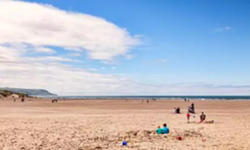 Murder Probe After Man Dies at Welsh Seaside Resort Barmouth