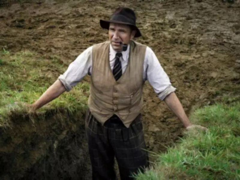 Netflix Period Drama 'The Dig' Praised as Hidden Gem for Downton Abbey Fans