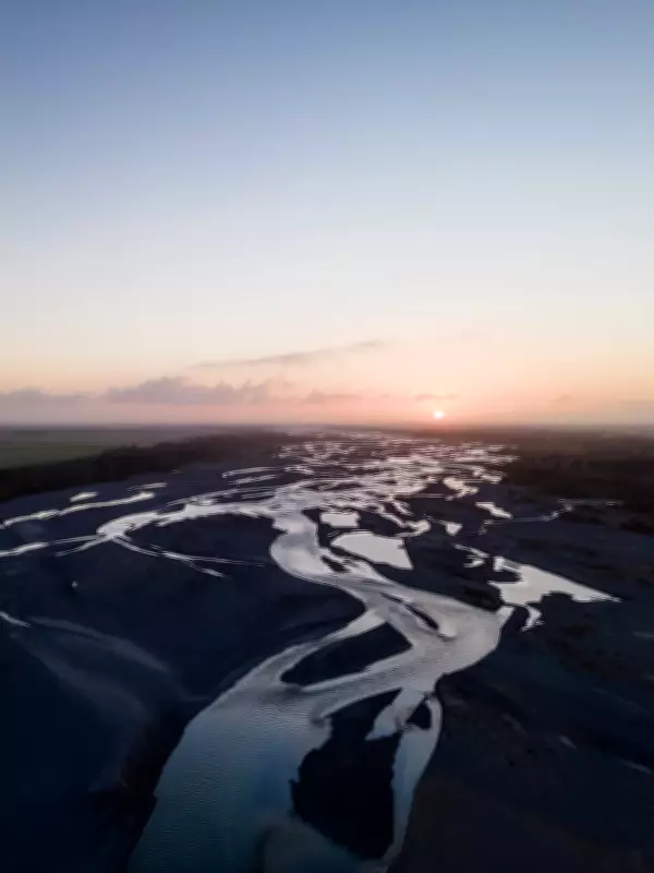 New Zealand Braided Rivers: Taming vs. Letting Flow
