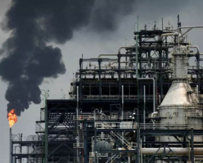 Nigerian Refinery at Heart of UK Jet Fuel Crisis Amid Union Row