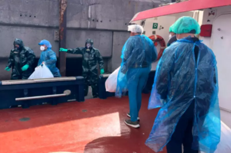 Passengers Evacuate from Hantavirus-Hit Cruise Ship in Tenerife