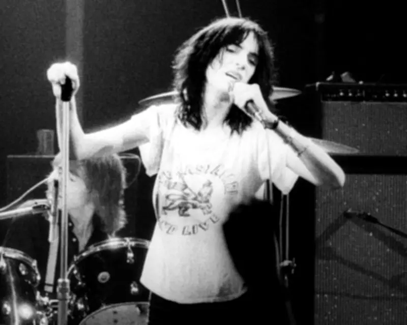 Patti Smith's 1976 London Debut: Rock's New Catalyst