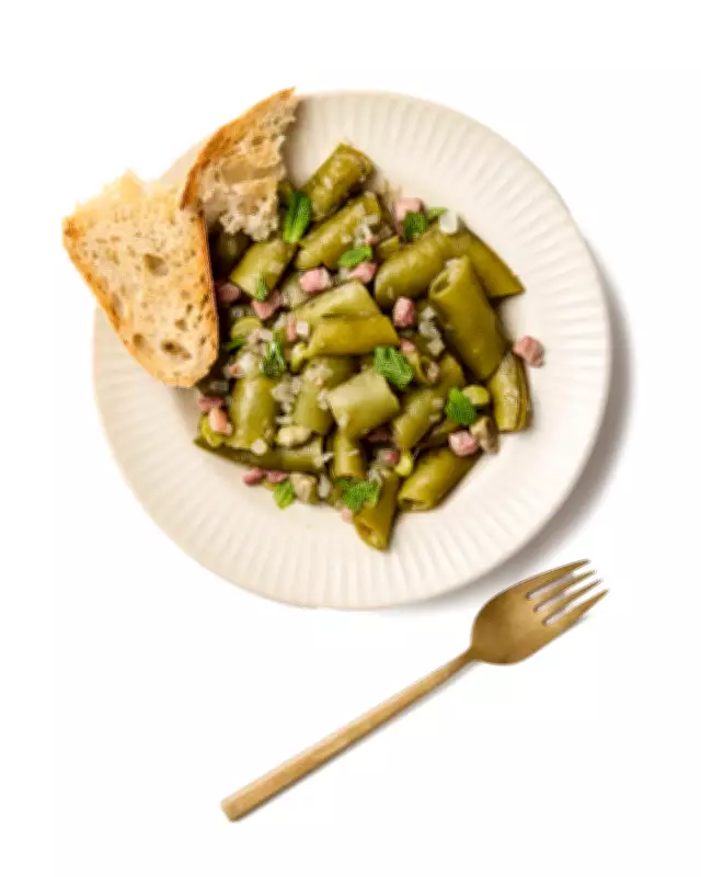 Perfect Spanish Broad Bean Stew Recipe: Convert Fava Phobics