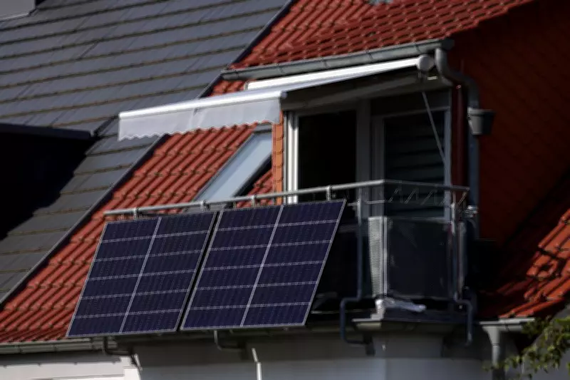 Plug-in Solar Panels: How They Work and Installation Guide