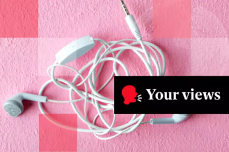 Readers Divided Over Wired Headphone Comeback Trend