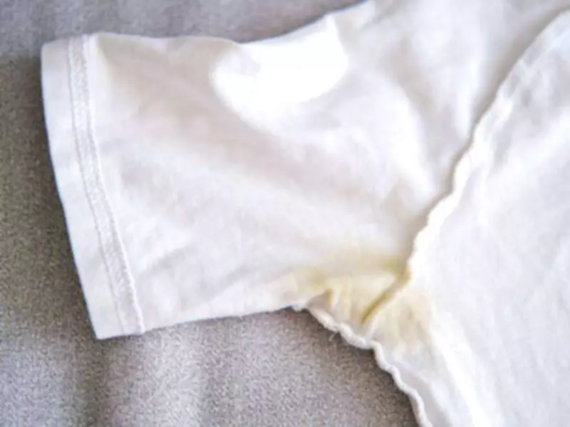 Remove Yellow Stains from White Clothes with 65p DIY Solution