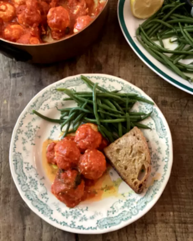 Ricotta and Breadcrumb Balls in Tomato, Chilli and Basil Sauce Recipe