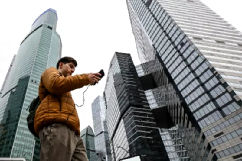 Russia Disrupts Mobile Internet Ahead of Scaled-Back Victory Day Parade