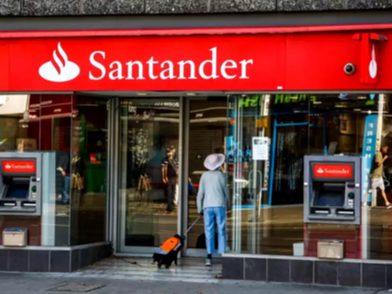 Santander customers can get £150 cashback on life insurance policies