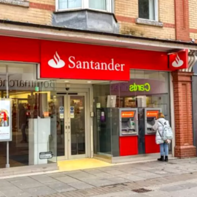 Santander Offers £180 Switch Bonus: MSE Calls It a 'Strong Pick'